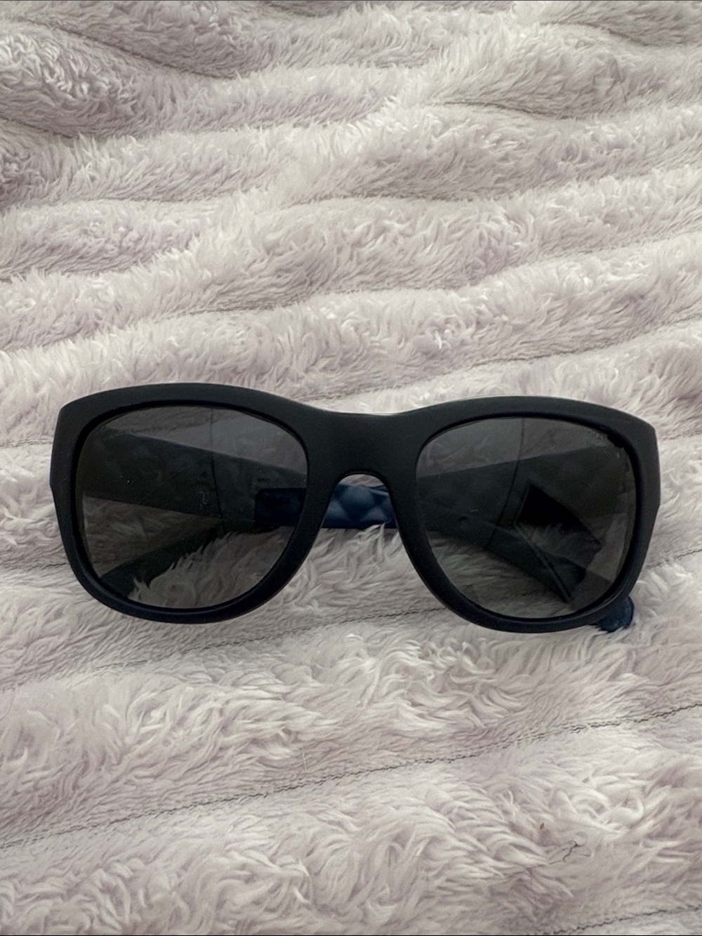 CHANEL Navy Blue Wayfair Polarized Sunglasses